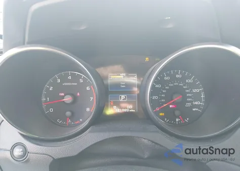 2018 Subaru Legacy 2.5I из США, поврежденный, VIN 4S3BNAB64J3017160